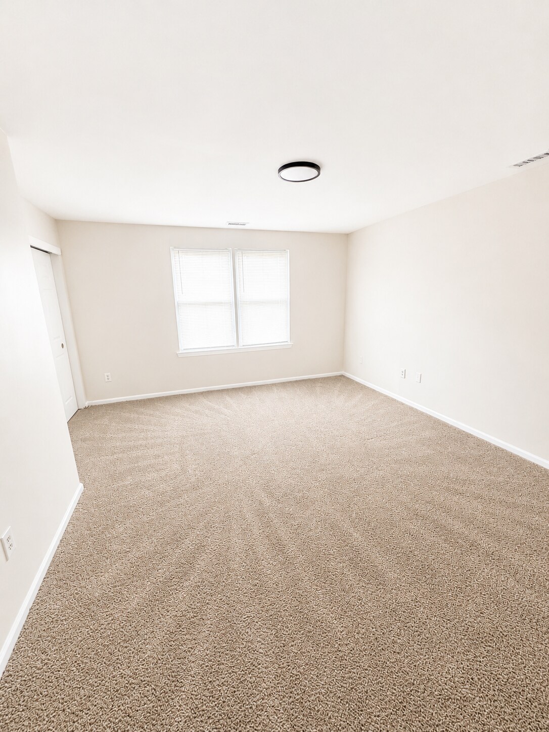 Building Photo - 44 Hopewell Ln Unit #A