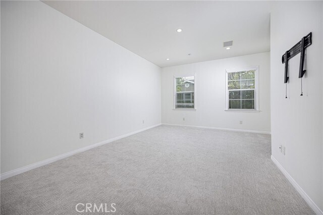 Building Photo - 6254 Seabourne Dr