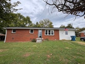Building Photo - 7939 Old Baxter Rd