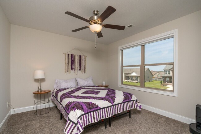 Building Photo - Beautiful 4-Bedroom Home with Bonus Room