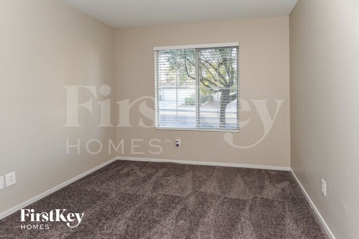 Building Photo - 7609 Sierra Paseo Ln