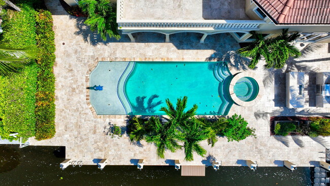 Building Photo - 953 Banyan Dr