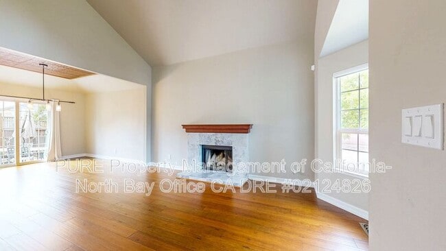 Building Photo - 2030 Seville St