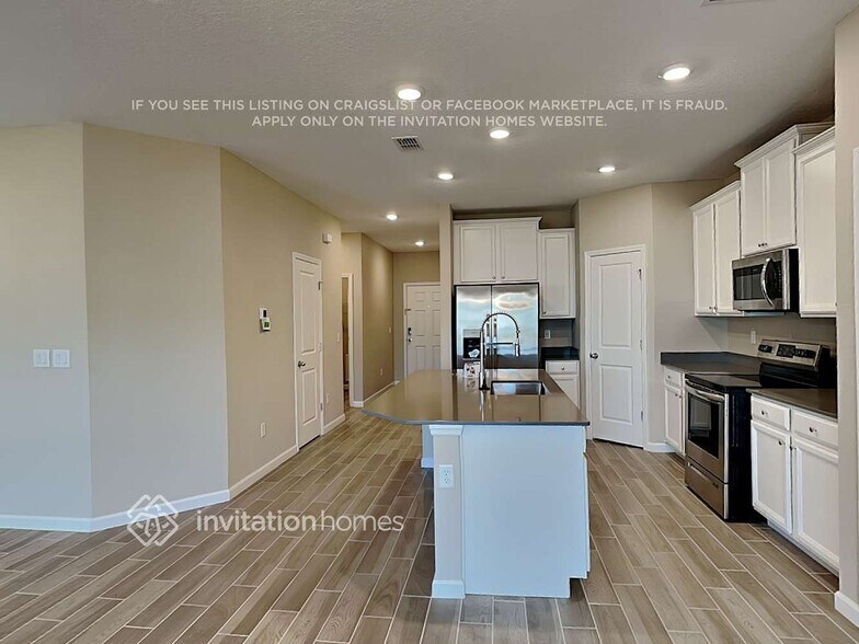 Building Photo - 6779 Falls Chase Ln