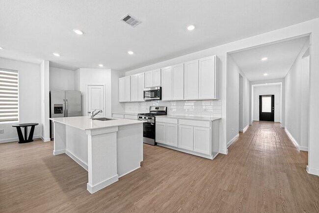 Building Photo - 16307 Chestnut Hvn Ln