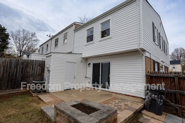 Building Photo - 8343 Irongate Way