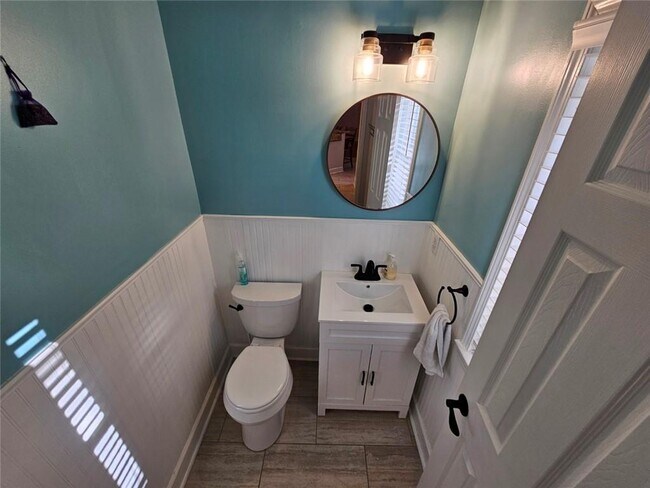 Building Photo - 11640 Vista Forest Dr