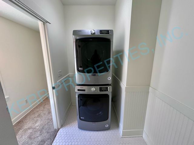 Building Photo - Locating occupants for the property owner! Charming 3-Bedroom Retreat with 2.5 Baths and Spacious...