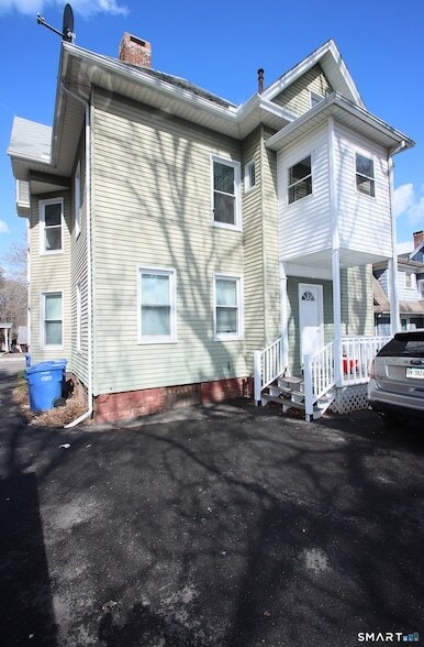 Building Photo - 75 Wilcox Ave