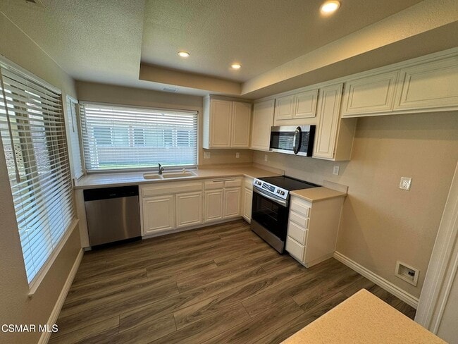 Building Photo - 38114 Village 38
