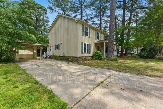Building Photo - 156 Circle Ct