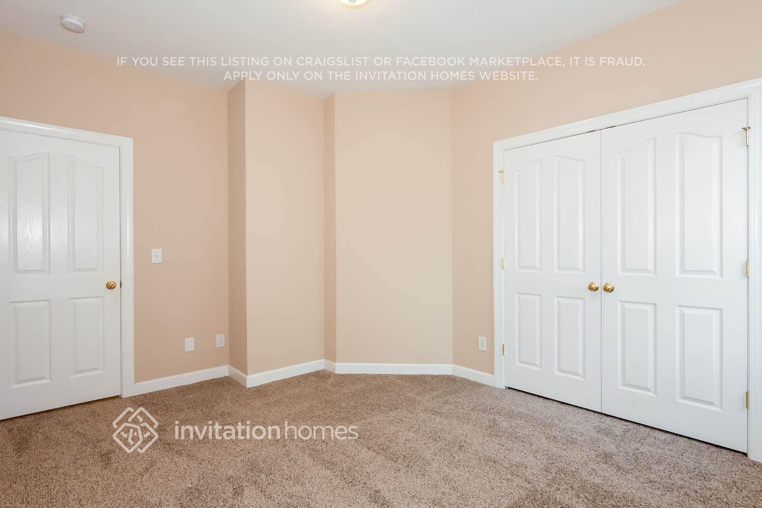 Building Photo - 5925 Mapleview Pl