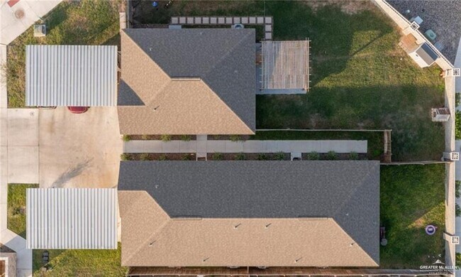 Building Photo - 10 N Hester St