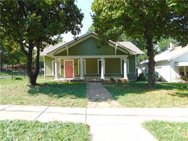 Primary Photo - 201 E 6th St