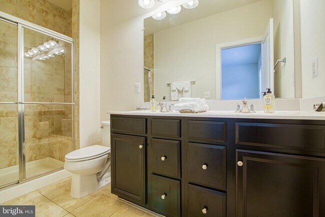 Building Photo - 6034 Camerons Ferry Dr