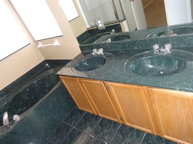 Building Photo - 6804 Sassanon Court