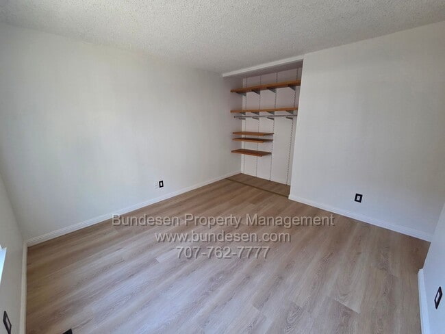 Building Photo - Charming updated 3-Bedroom, 2 bathroom Home with Expansive Outdoor Living in Rohnert Park