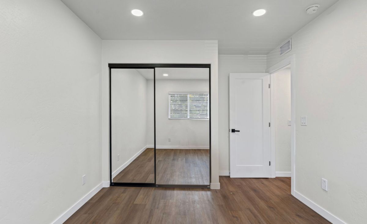 Building Photo - 1604 San Miguel Ave