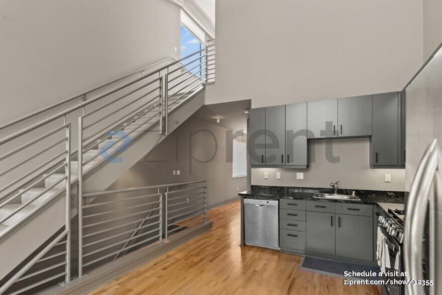 Building Photo - 590 6th St
