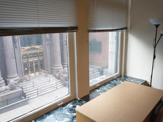 Building Photo - 341 4th Ave