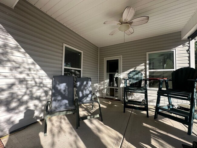 Building Photo - 225 Winding Creek Way