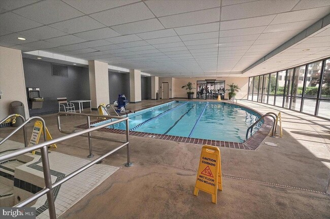 Building Photo - 5225 Pooks Hill Rd