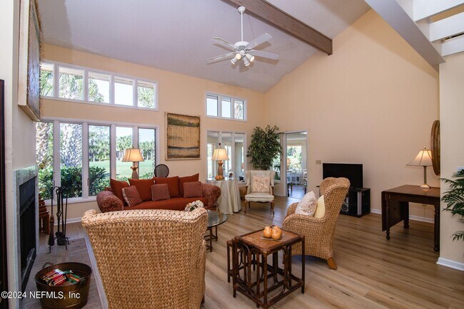 Building Photo - 515 Quail Pointe Ln