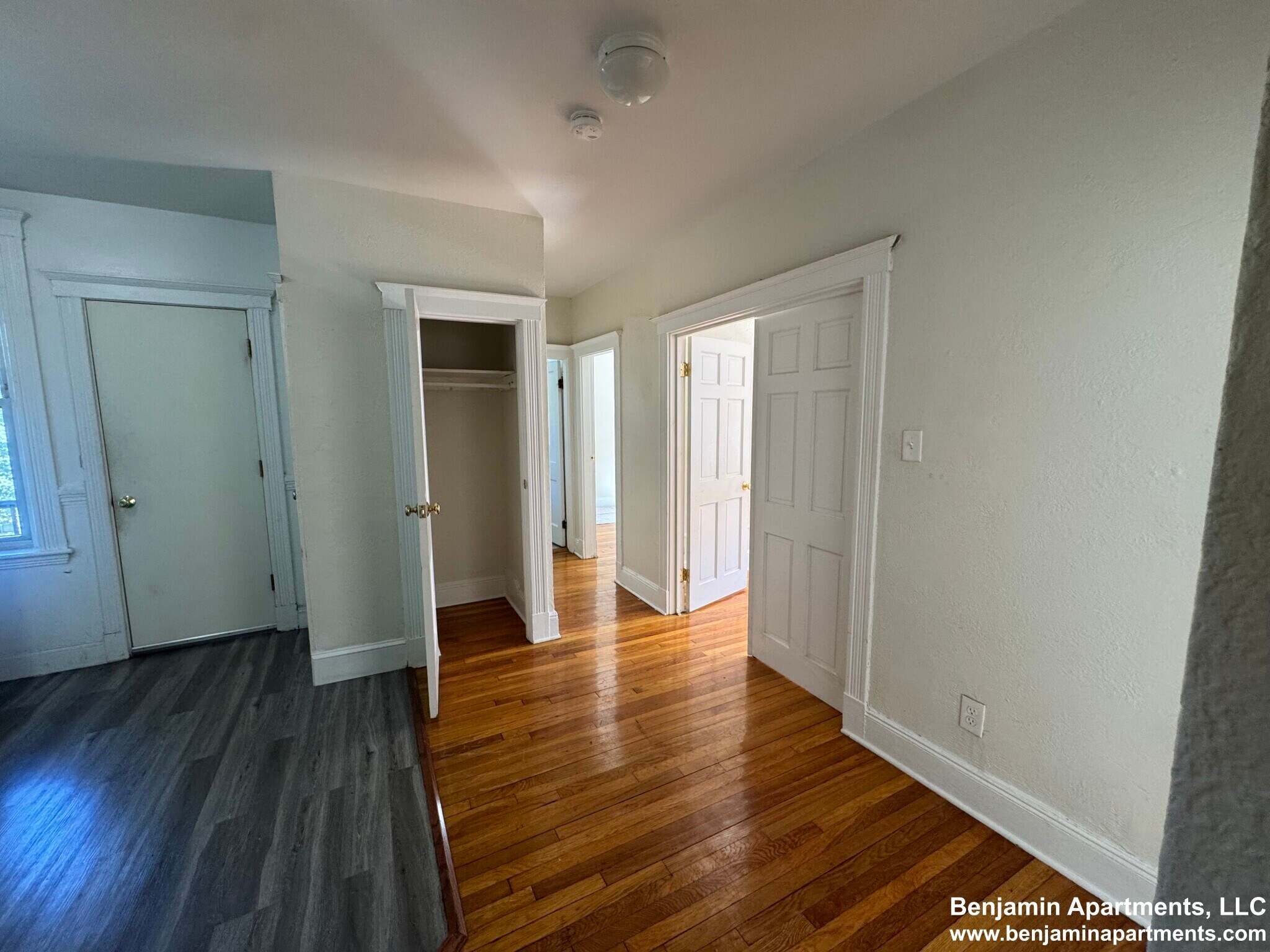 Building Photo - 8 Vinal St