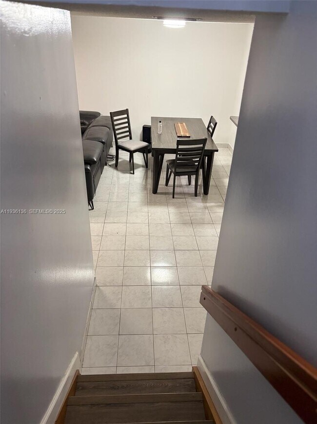 Building Photo - 6460 NW 192nd Terrace