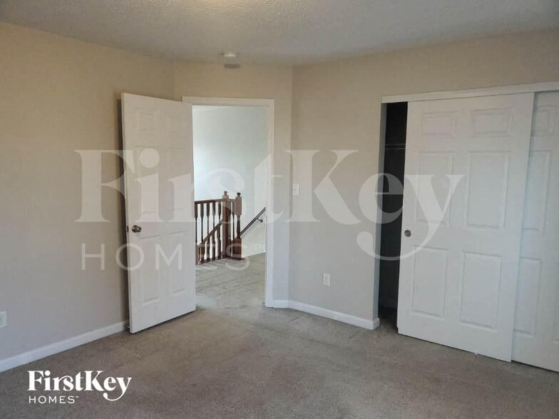 Building Photo - 5606 Beechtree Ln