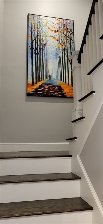 Building Photo - 299 Lexington St