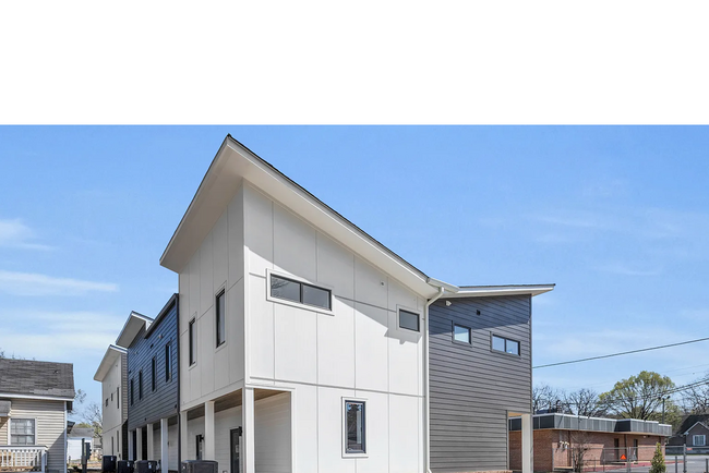 Building Photo - Modern 4-Bed Townhouse in Ridgedale – Minu...