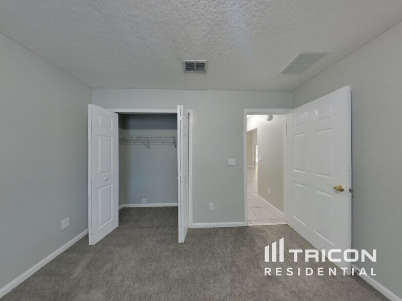 Building Photo - 170 Marisco Way