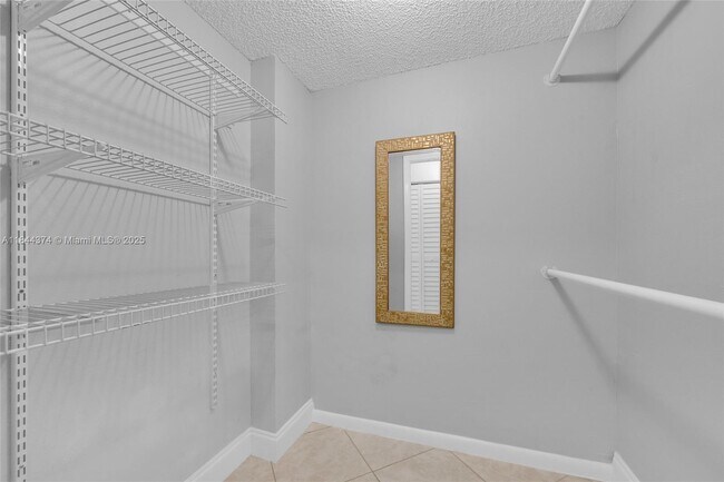 Building Photo - 6600 Cypress Rd