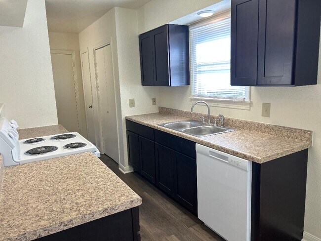 Building Photo - 2907 Acton School Rd