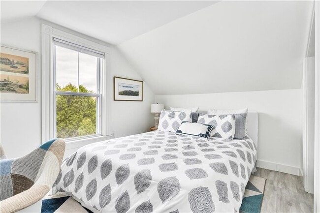 Building Photo - 12 Observatory Ave