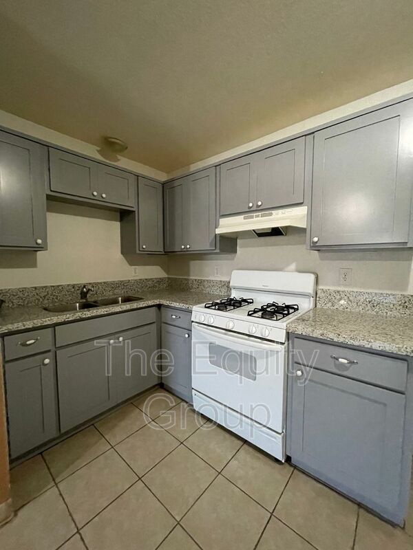 Building Photo - 32606 Rd 124