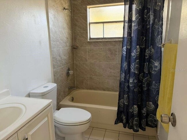 Building Photo - 5793 Oleander Dr