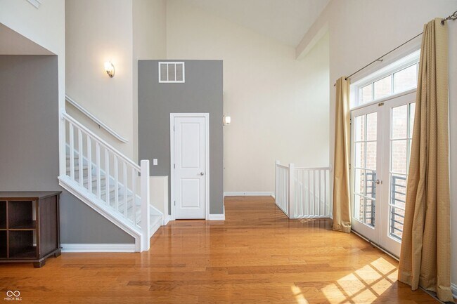 Building Photo - 517 N Park Ave