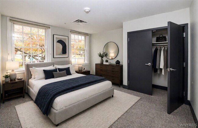 Building Photo - 40 North St