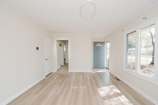 Building Photo - 5024 Southfield Dr