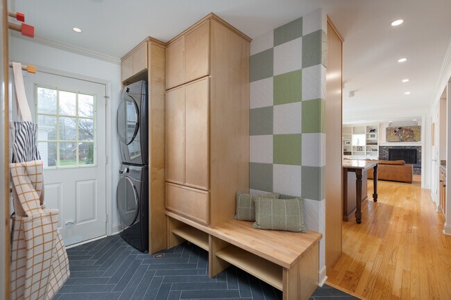 Building Photo - 1441 Calcutta Ln