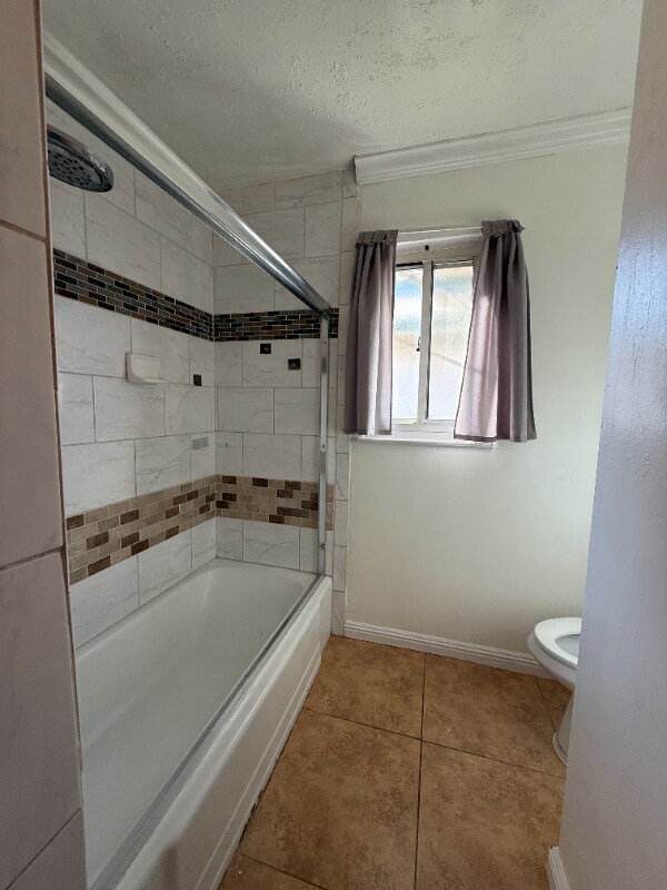 Building Photo - 4869 E Simpson Ave