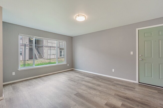 Building Photo - 4028 S Lawrence St