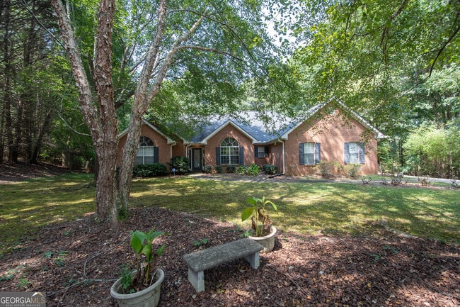 Primary Photo - 235 Masters Dr