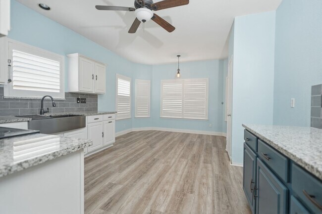 Building Photo - 1003 Morningside Dr