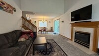 Building Photo - 2755 Ranchview Ln N