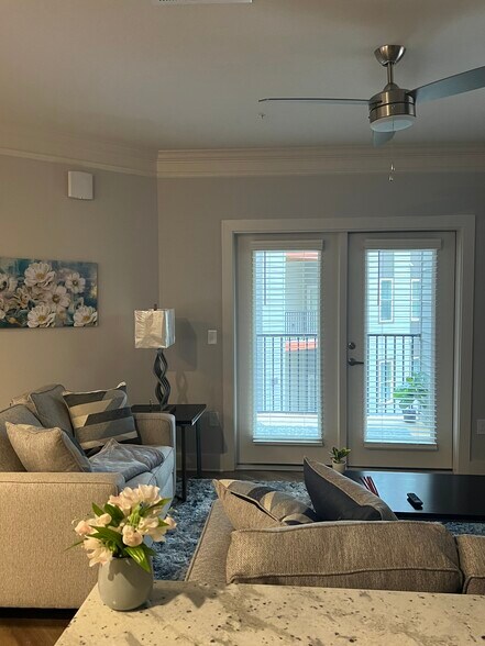 Building Photo - 2011 Honeycutt Dr