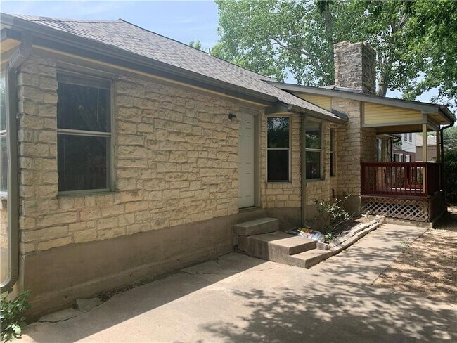 Building Photo - 1805 Whirlwind Trail