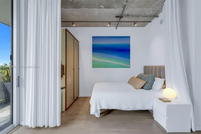 Building Photo - 1700 Meridian Ave